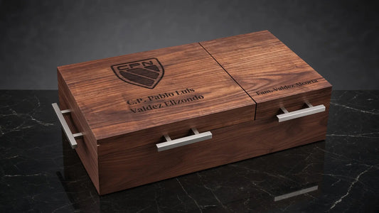 Madera sólida vs triplay: ¿cuál elegir para tu caja de carne asada?